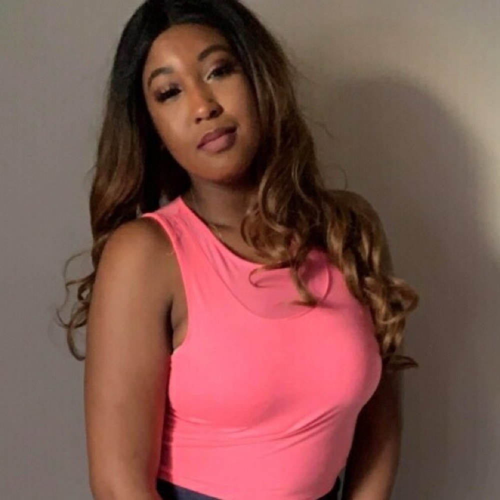 TOP - Sleek Crop Top